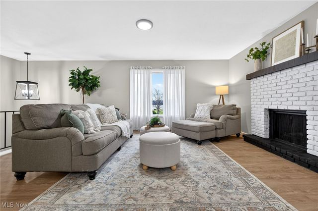 9924 Pebble Beach Cove, Aurora, OH 44202