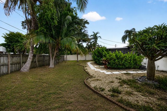 4031 NE 15TH Avenue, Oakland Park, FL 33334