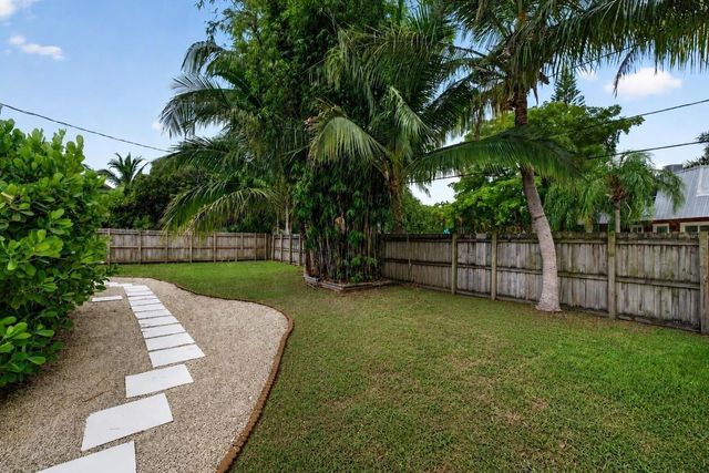 4031 NE 15TH Avenue, Oakland Park, FL 33334
