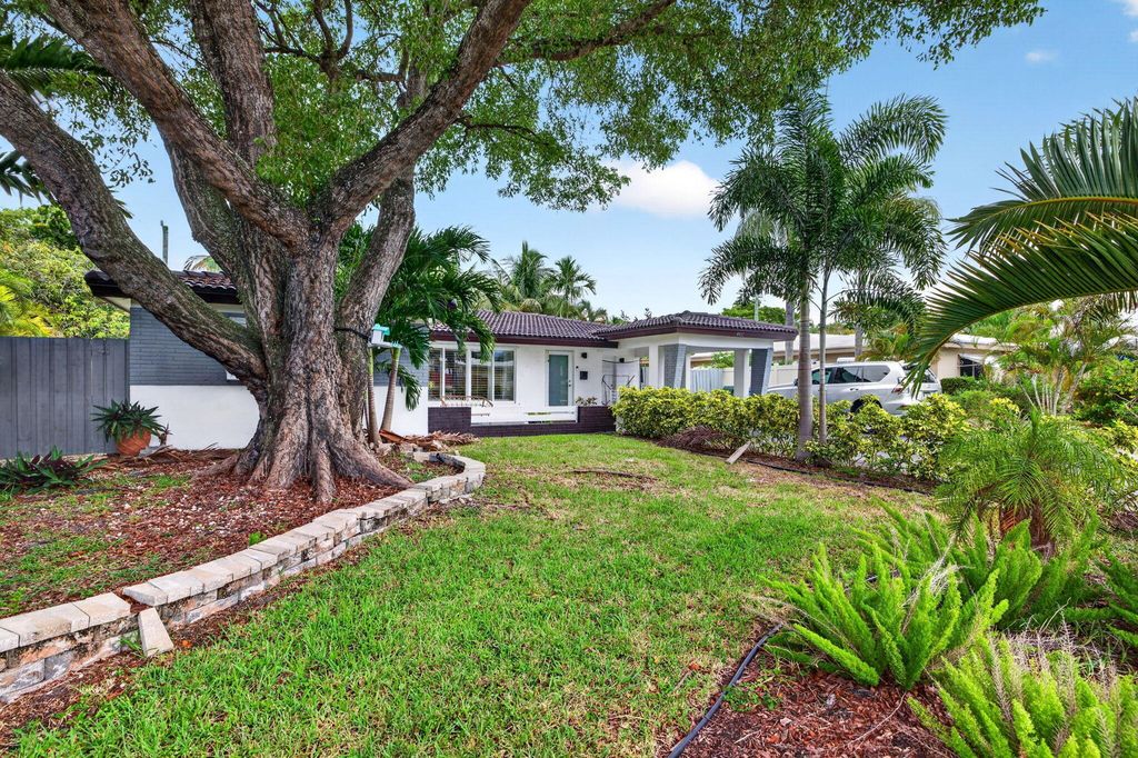 4031 NE 15TH Avenue, Oakland Park, FL 33334