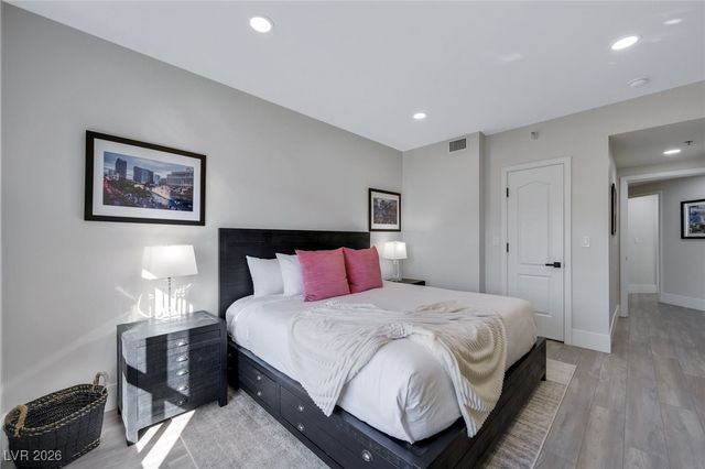 30 Strada Di Villaggio 350, Henderson, NV 89011