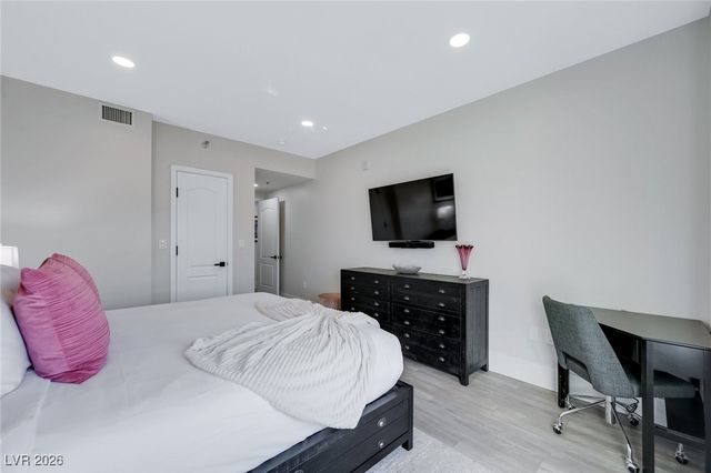 30 Strada Di Villaggio 350, Henderson, NV 89011