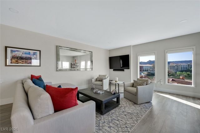 30 Strada Di Villaggio 350, Henderson, NV 89011