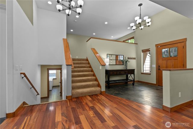 16 Sunflower Circle, Bellingham, WA 98229