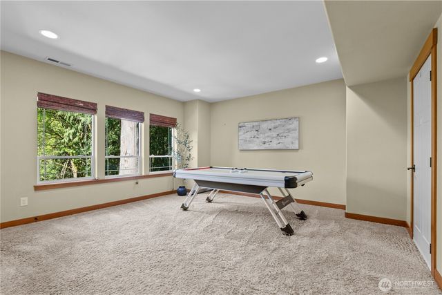 16 Sunflower Circle, Bellingham, WA 98229