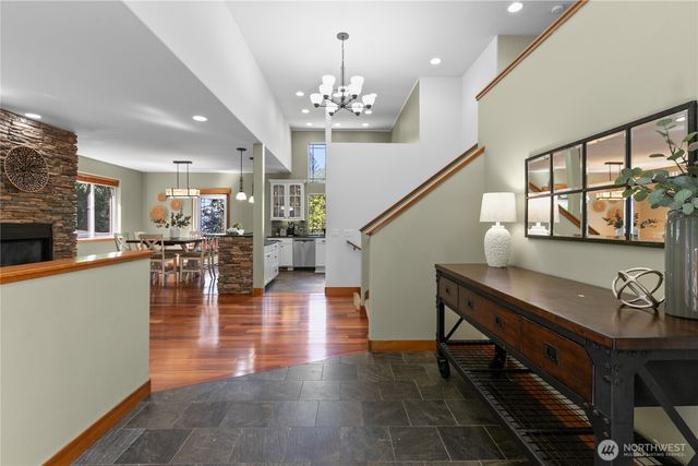 16 Sunflower Circle, Bellingham, WA 98229