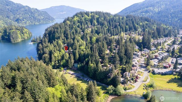 16 Sunflower Circle, Bellingham, WA 98229