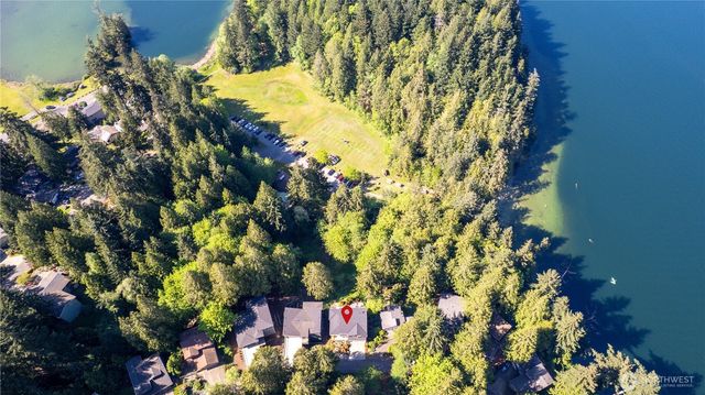 16 Sunflower Circle, Bellingham, WA 98229