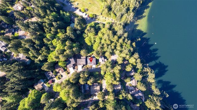 16 Sunflower Circle, Bellingham, WA 98229