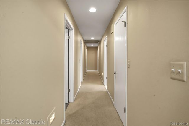 5423 W Bloomfield Lake Road, West Bloomfield Charter Township, MI 48323