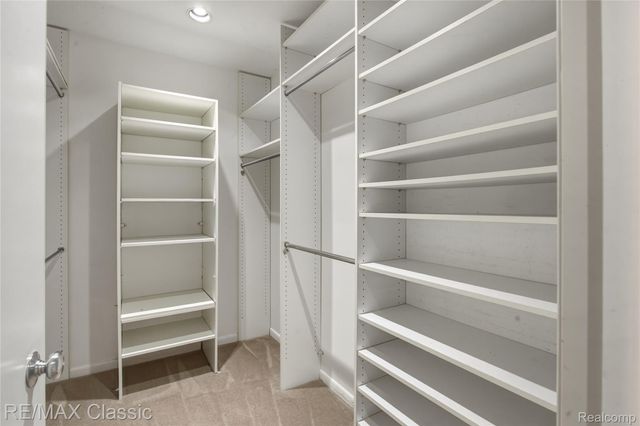 5423 W Bloomfield Lake Road, West Bloomfield Charter Township, MI 48323