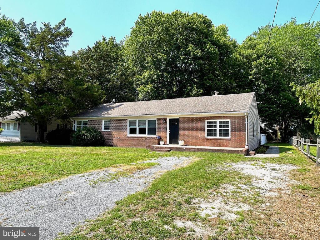 421 LOBLOLLY LN, Salisbury, MD 21801