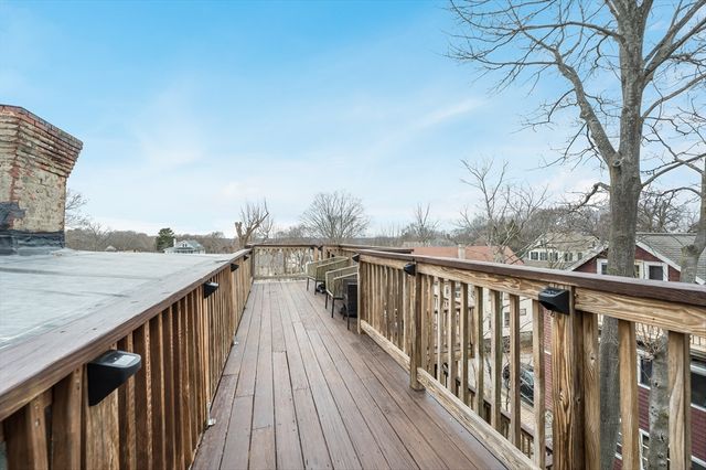 39 Chestnut St 2C, Stoneham, MA 02180