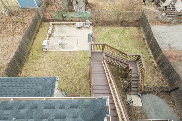 39 Chestnut St 2C, Stoneham, MA 02180