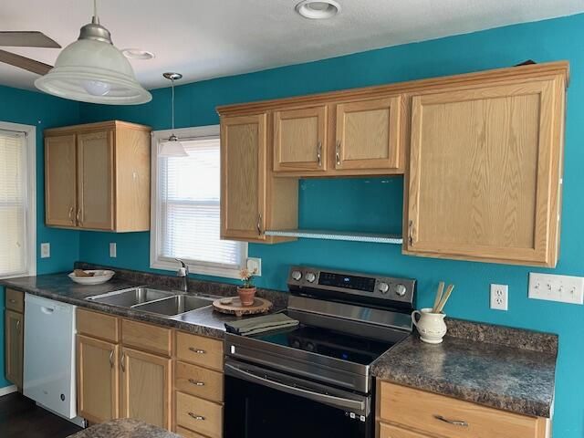 2121 N 21st STREET, Sheboygan, WI 53081