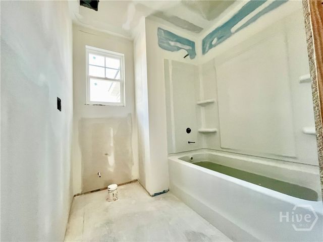 154 Glendale Circle, Richmond Hill, GA 31324