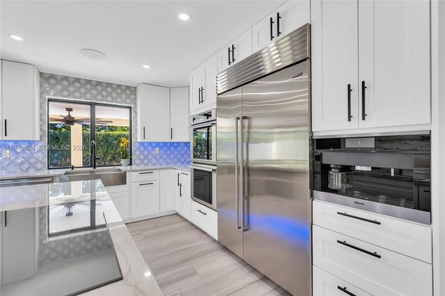 6980 NW 6th Ct, Plantation, FL 33317