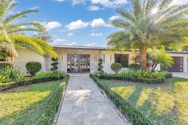 6980 NW 6th Ct, Plantation, FL 33317