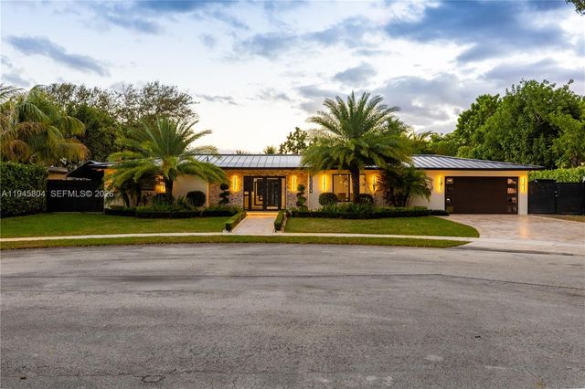 6980 NW 6th Ct, Plantation, FL 33317