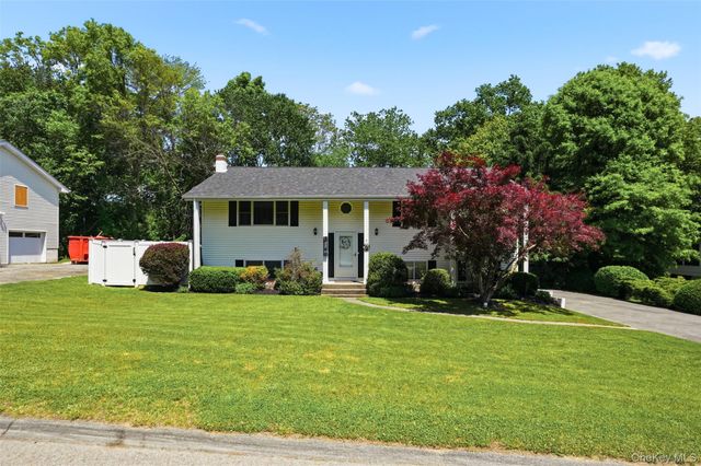 22 Kendell Drive, Wappingers Falls, NY 12590