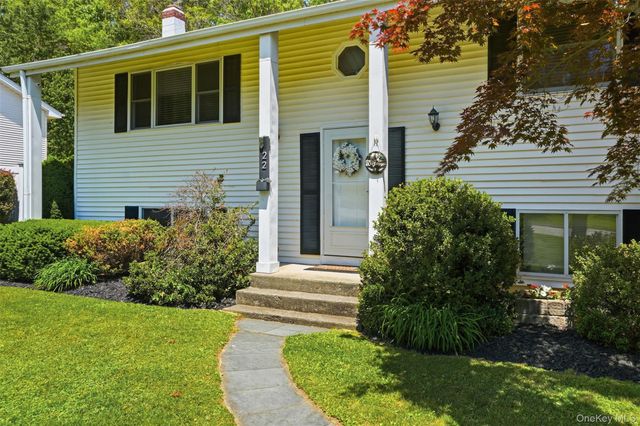 22 Kendell Drive, Wappingers Falls, NY 12590