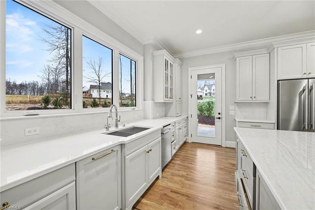 8799 Knoll Creek Court, Oak Ridge, NC 27310