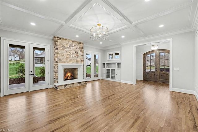 8799 Knoll Creek Court, Oak Ridge, NC 27310