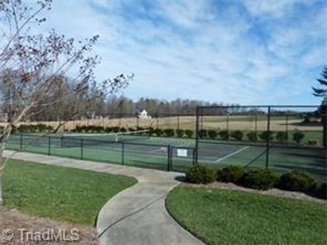 8799 Knoll Creek Court, Oak Ridge, NC 27310