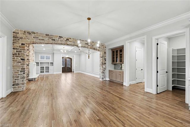 8799 Knoll Creek Court, Oak Ridge, NC 27310