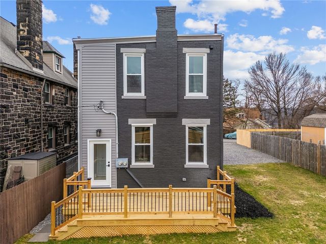 1202 Marvista Street, Central North Side, PA 15212