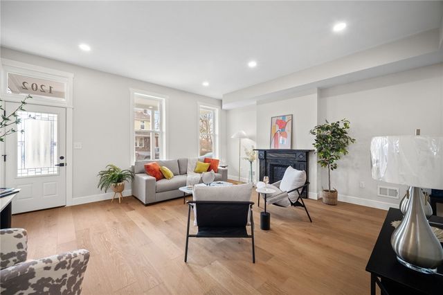 1202 Marvista Street, Central North Side, PA 15212