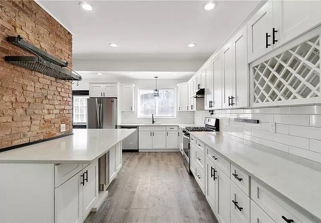 3418 Duquesne Ave, West Mifflin, PA 15122