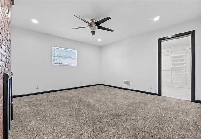 3418 Duquesne Ave, West Mifflin, PA 15122