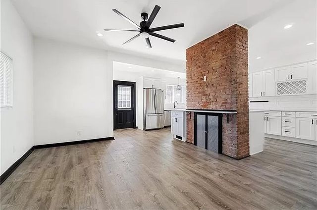 3418 Duquesne Ave, West Mifflin, PA 15122