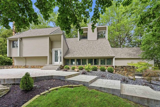 19233 Bishop Road, Spencerville, IN 46788