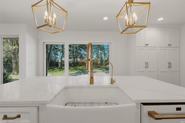 19233 Bishop Road, Spencerville, IN 46788