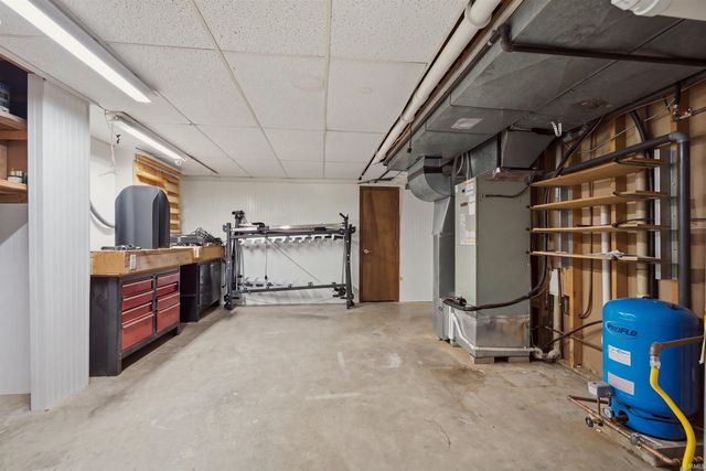 19233 Bishop Road, Spencerville, IN 46788