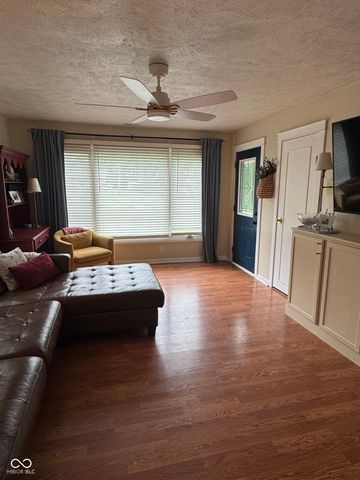 5245 E Edgewood Avenue, Indianapolis, IN 46237