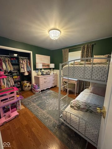 5245 E Edgewood Avenue, Indianapolis, IN 46237