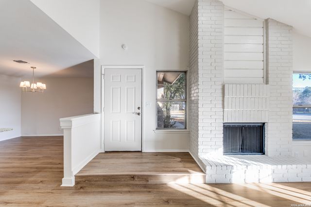 6318 Club Oaks, San Antonio, TX 78249