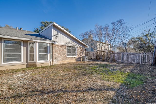 6318 Club Oaks, San Antonio, TX 78249