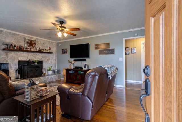 1366 Dove Drake Road, Royston, GA 30662