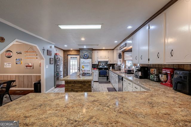 1366 Dove Drake Road, Royston, GA 30662