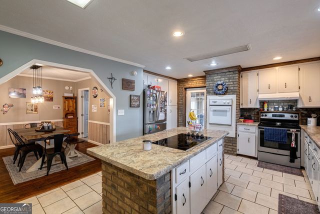 1366 Dove Drake Road, Royston, GA 30662