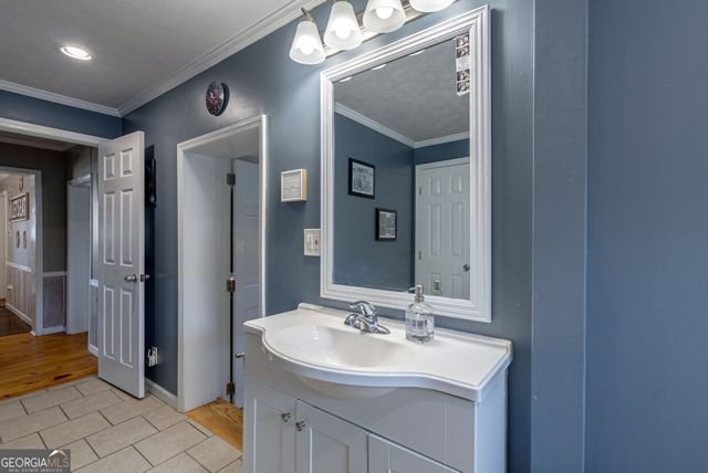 1366 Dove Drake Road, Royston, GA 30662