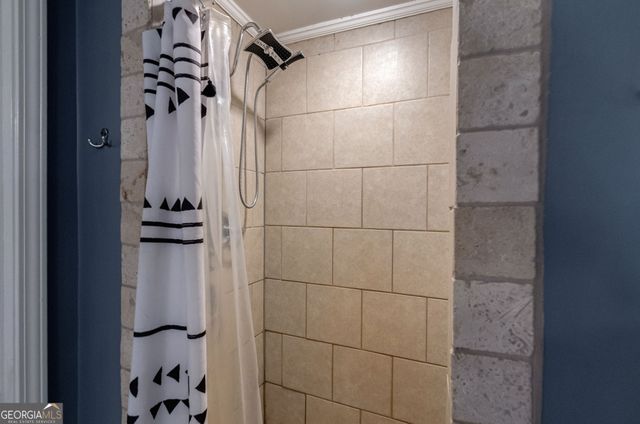 1366 Dove Drake Road, Royston, GA 30662