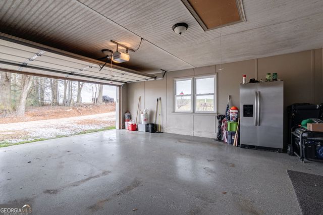 1366 Dove Drake Road, Royston, GA 30662