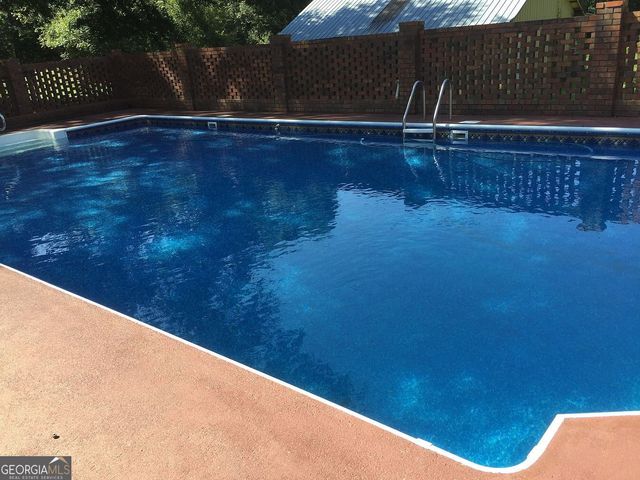 1366 Dove Drake Road, Royston, GA 30662