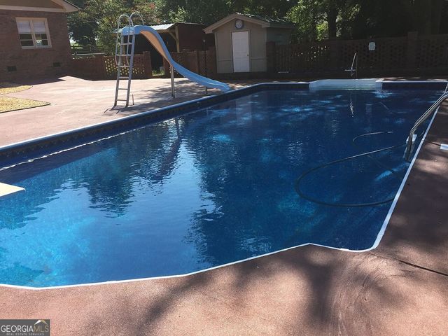 1366 Dove Drake Road, Royston, GA 30662