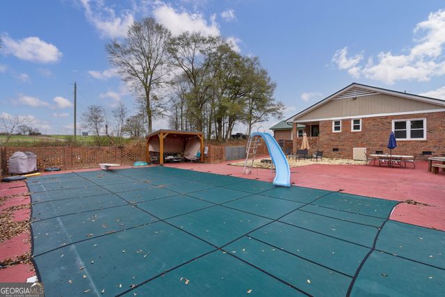 1366 Dove Drake Road, Royston, GA 30662